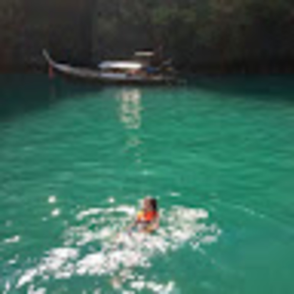 Meet your Posher, Lana